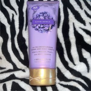 Victoria's Secret Love Spell Ultra-Moisturizing Cream - Purple and Gold